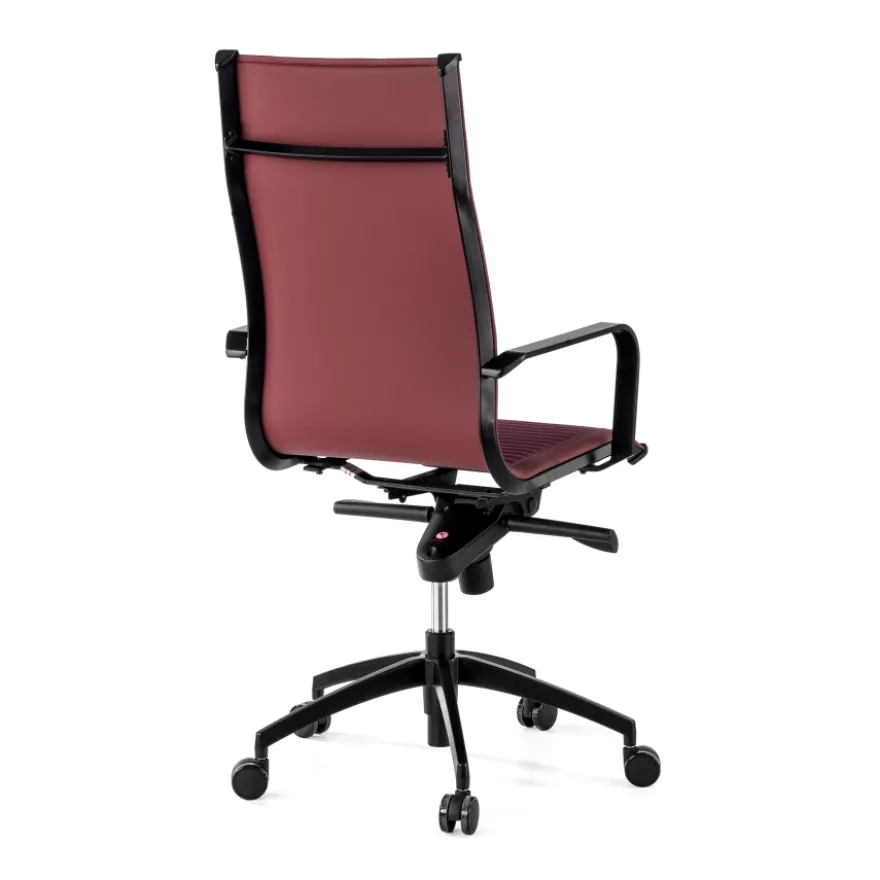 Poltrona da ufficio design Brenton, schienale alto, struttura nera, ecopelle