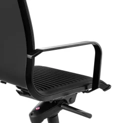 Poltrona da ufficio design Brenton, schienale alto, struttura nera, ecopelle