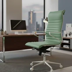 Sedia da ufficio design Cagliari, struttura bianca, schienale alto, ecopelle