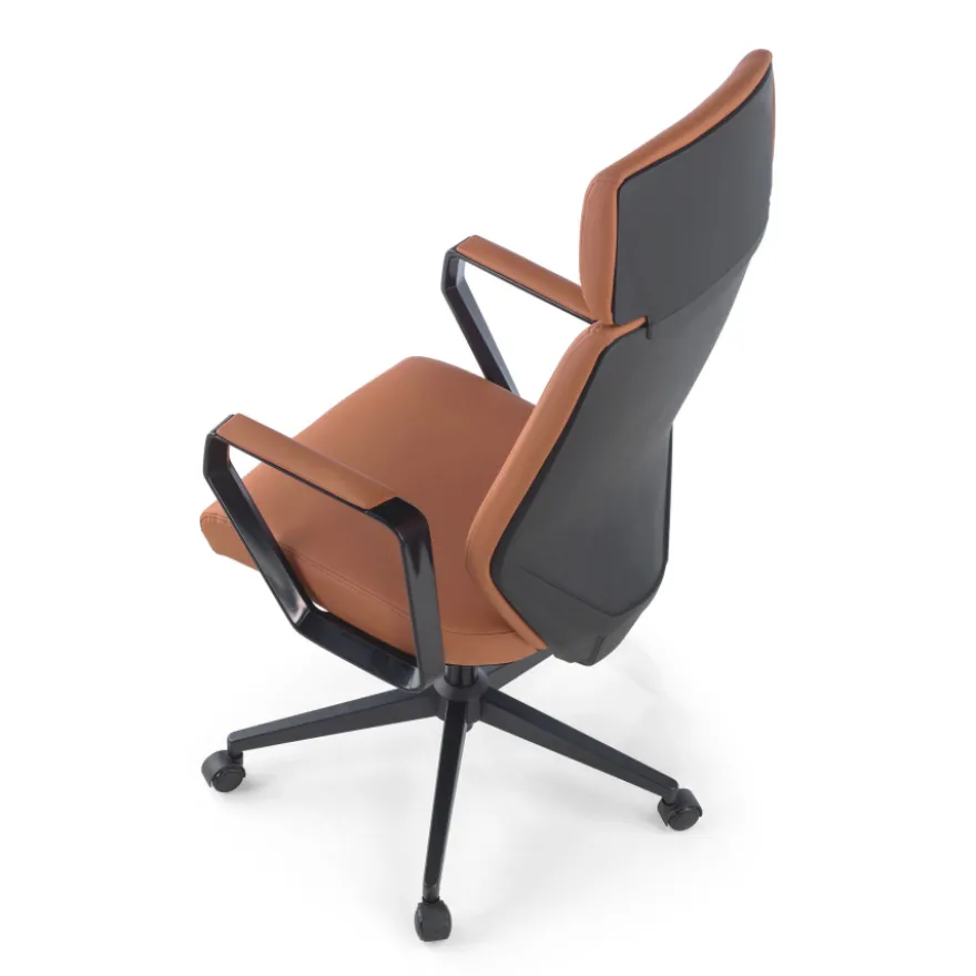 Sedia da ufficio Saranto, schienale alto, rivestimento similpelle