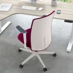 Sedia Girevole Sheryl white, braccioli regolabili, rivestita