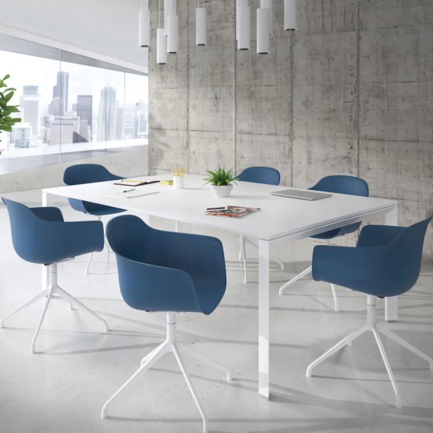Sedia per Riunioni Alice, base piramidale