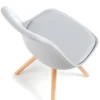 Sedia scandinava Norway, design, gambe in legno