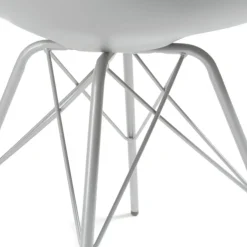 Sedia scandinava Norway, design, gambe in metallo