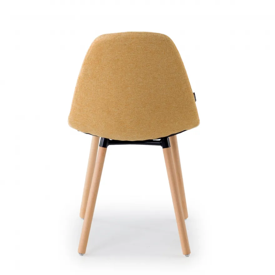 Sedia Scandinava Zafir, spessa imbottitura, gambe in legno