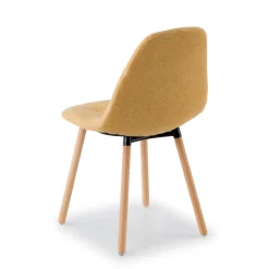 Sedia Scandinava Zafir, spessa imbottitura, gambe in legno