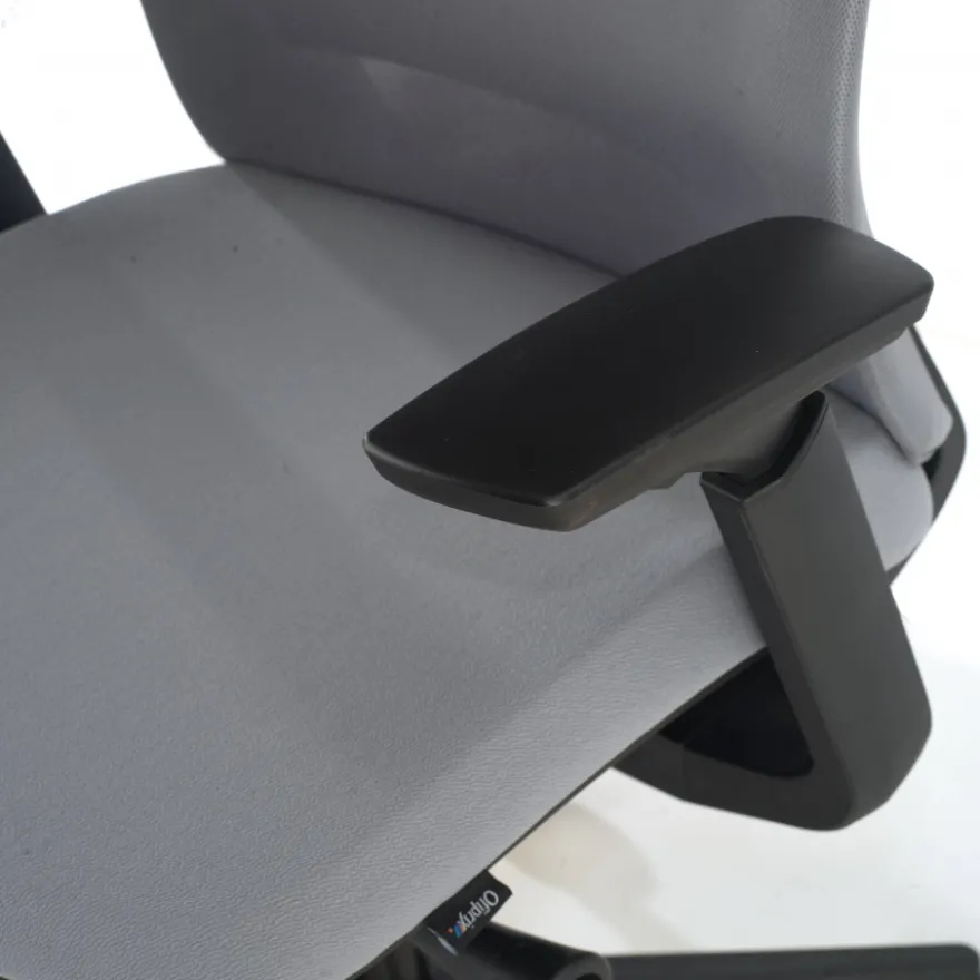 Sedia Ufficio Ergonomica Intouch black, Completamente Regolabile