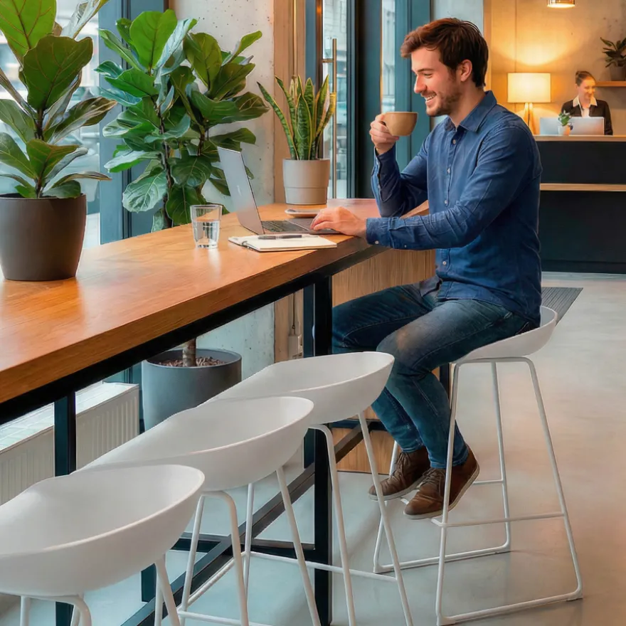 Sgabello da ufficio Helsinki, design scandinavo, gambe in metallo