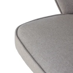 Sgabello imbottito Martina, gambe in acciaio con poggiapiedi